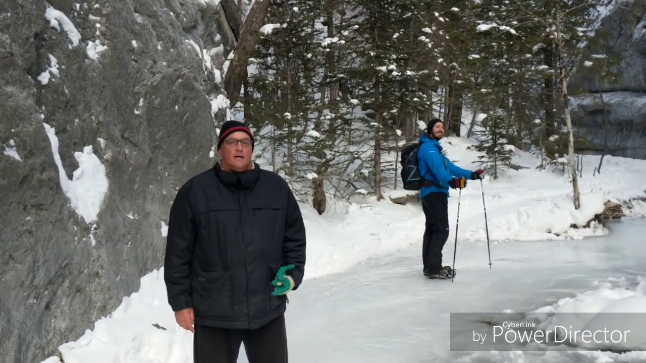 CANMORE ALBERTA - Grotto Canyon Icewalk Tour