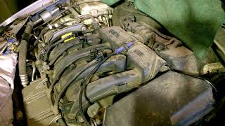 картинка: Лада Ларгус. Первая замена свечей зажигания.