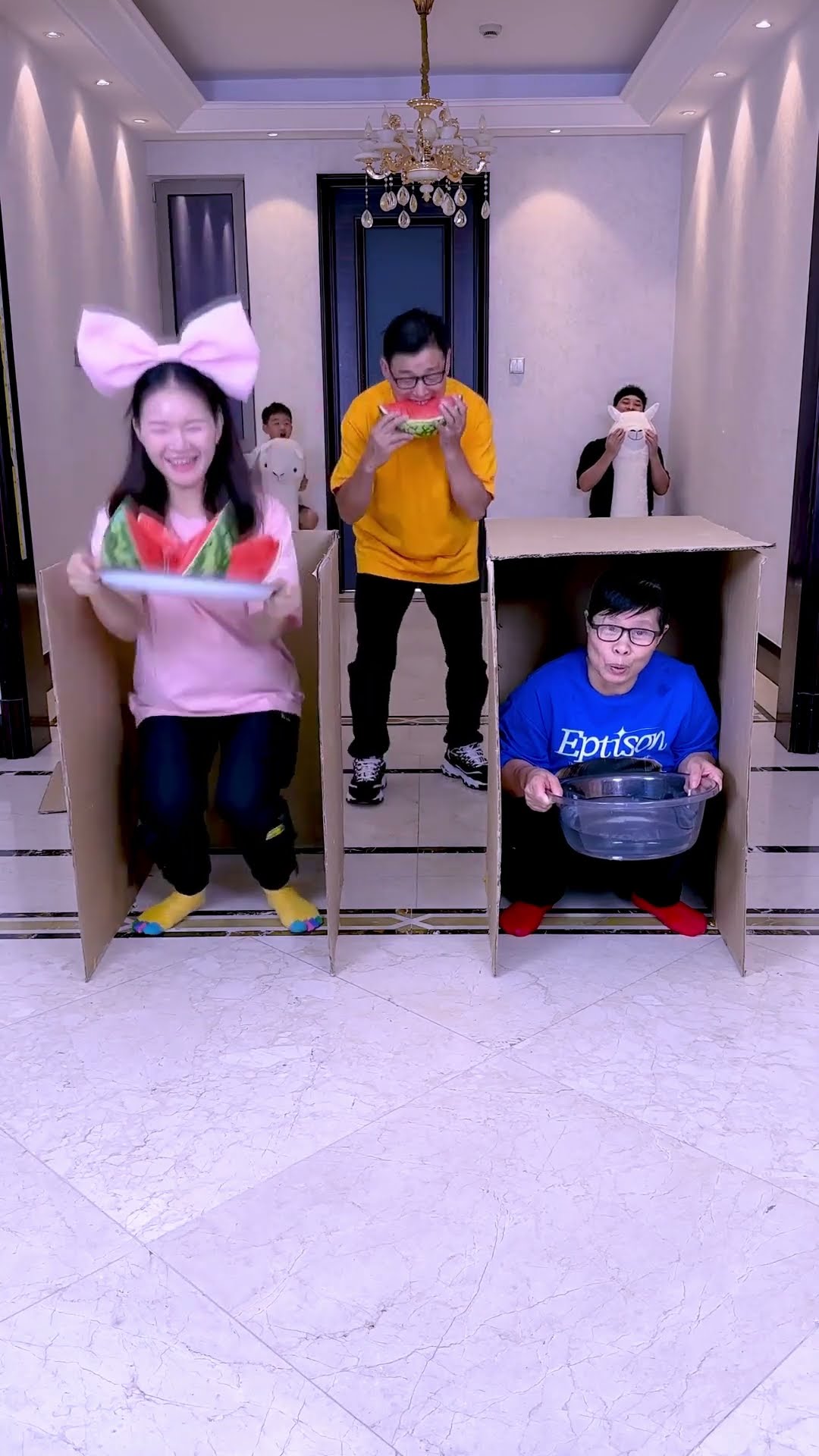 Real-Life Blind Box, This Is Too Exciting#Funnyfamily #Partygames #Challenge #Funny #Shorts