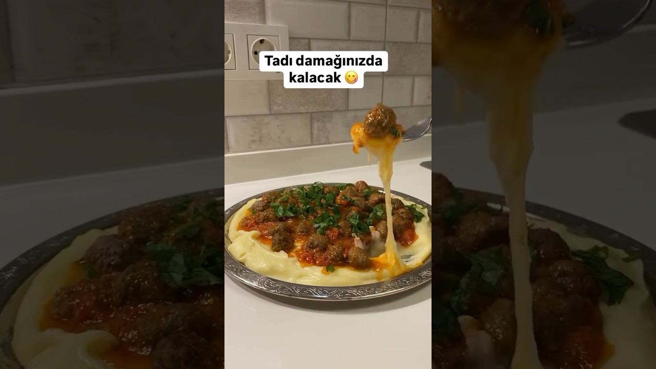 Püre yatağında soslu köfte #keşfet #yemektarifleri #yemektarifi #pratiktarifler