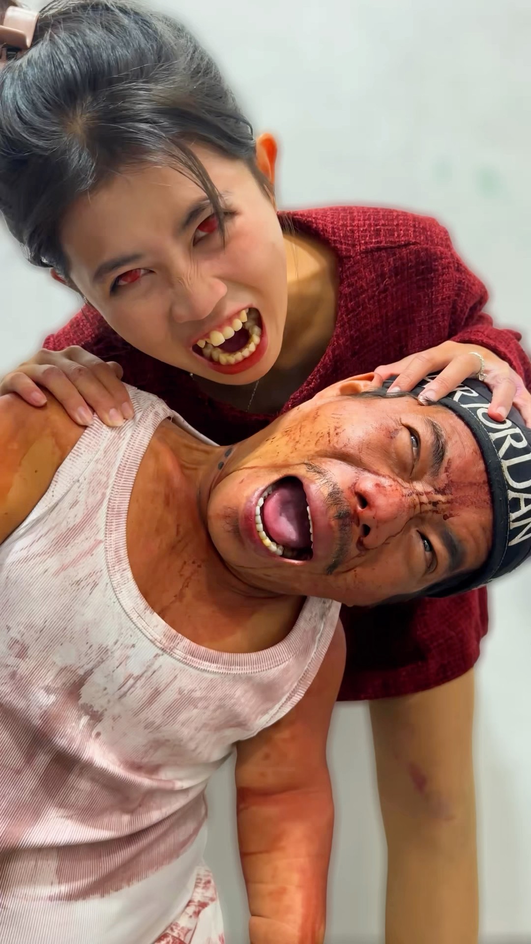 ToRung comedy: my friend is a vampire ?