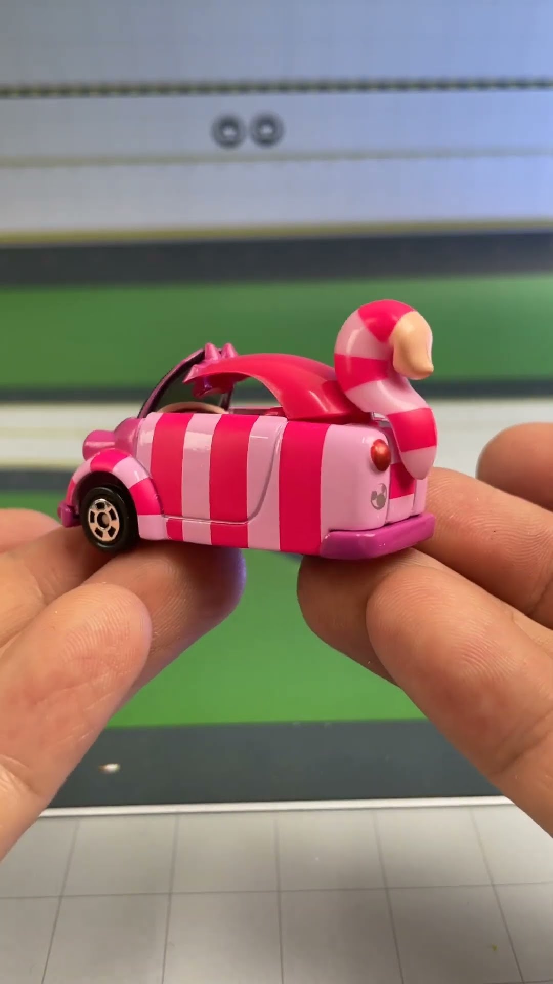 トミカ ディズニーモータース コロット タップ チシャ猫 DM-EX05