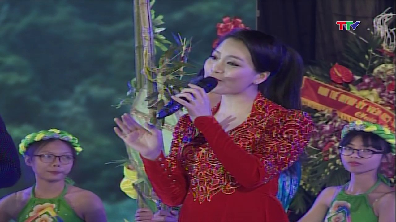 Về miền quê huyền thoại   Huyền Trang,Xuân Hảo