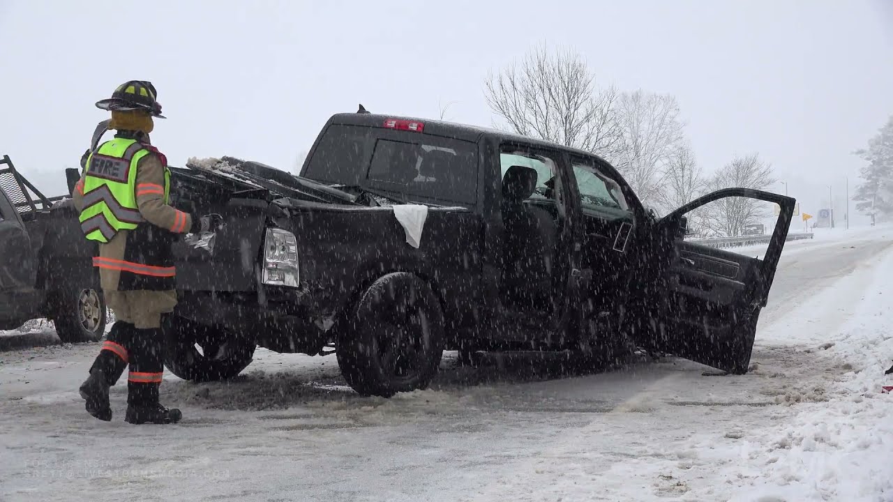 11292021 Cambridge Springs, PA I90 Slide Off Lake Effect Snow