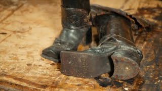 Military boots during British Civil War - Salvage Hunters Rs605