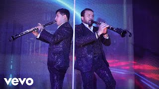 Banda El Recodo De Cruz Lizárraga - Popurrí El Toro Mambo/ El Farol (En Vivo) Resimi