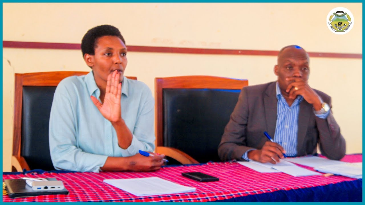 MKURUGENZI AWAPONGEZA WATUMISHI IDARA YA AFYA, ATOA WITO KWA WATENDAJI WA KATA NA VIJIJI