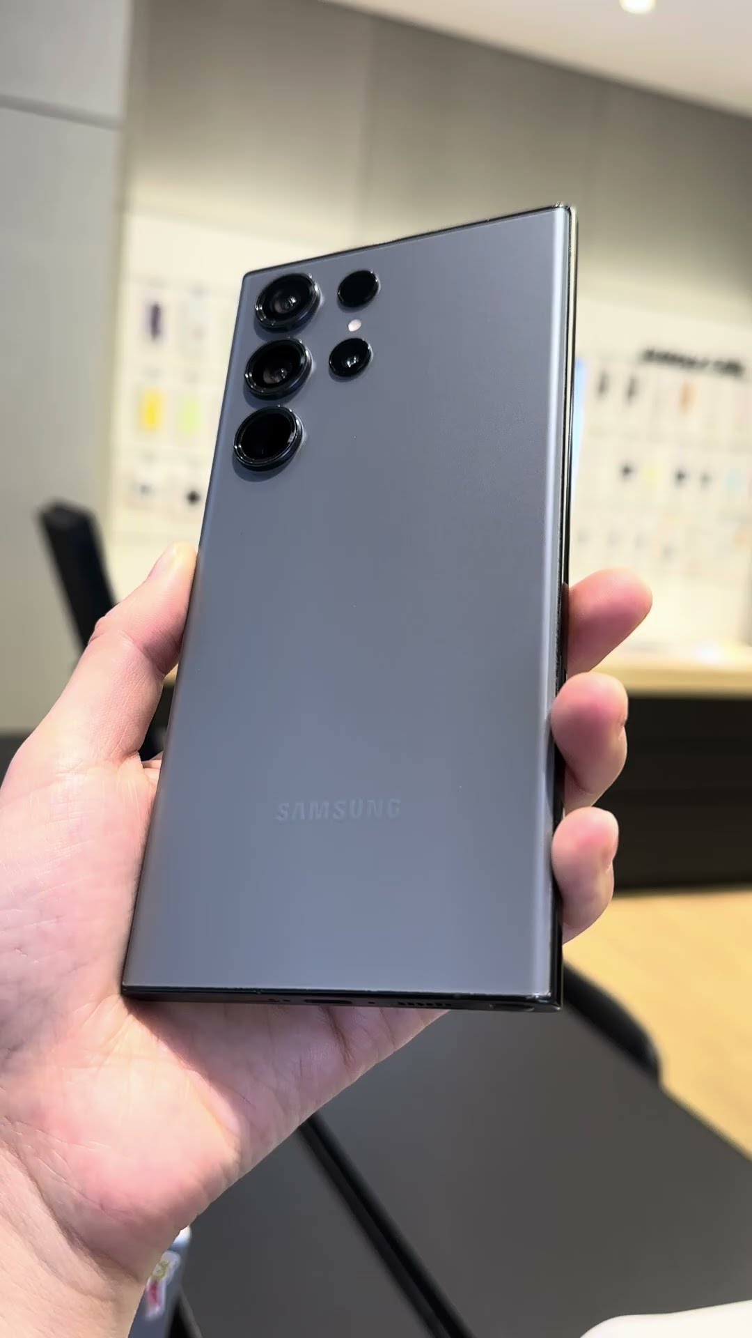 Samsung phones are really good looking! Samsung phones, mobile phones, folding screens, digital