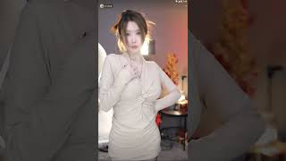 迷人的黎闪电20230401071615
