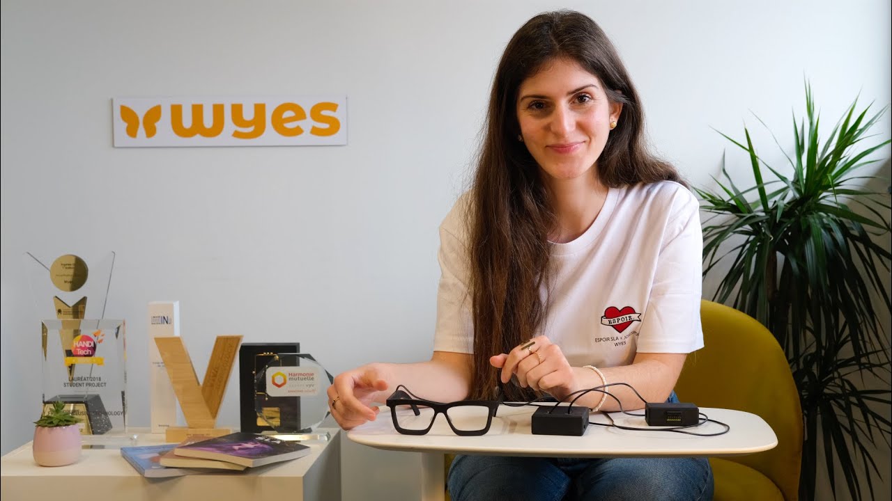 Wyes First, les lunettes connectées qui font parler !