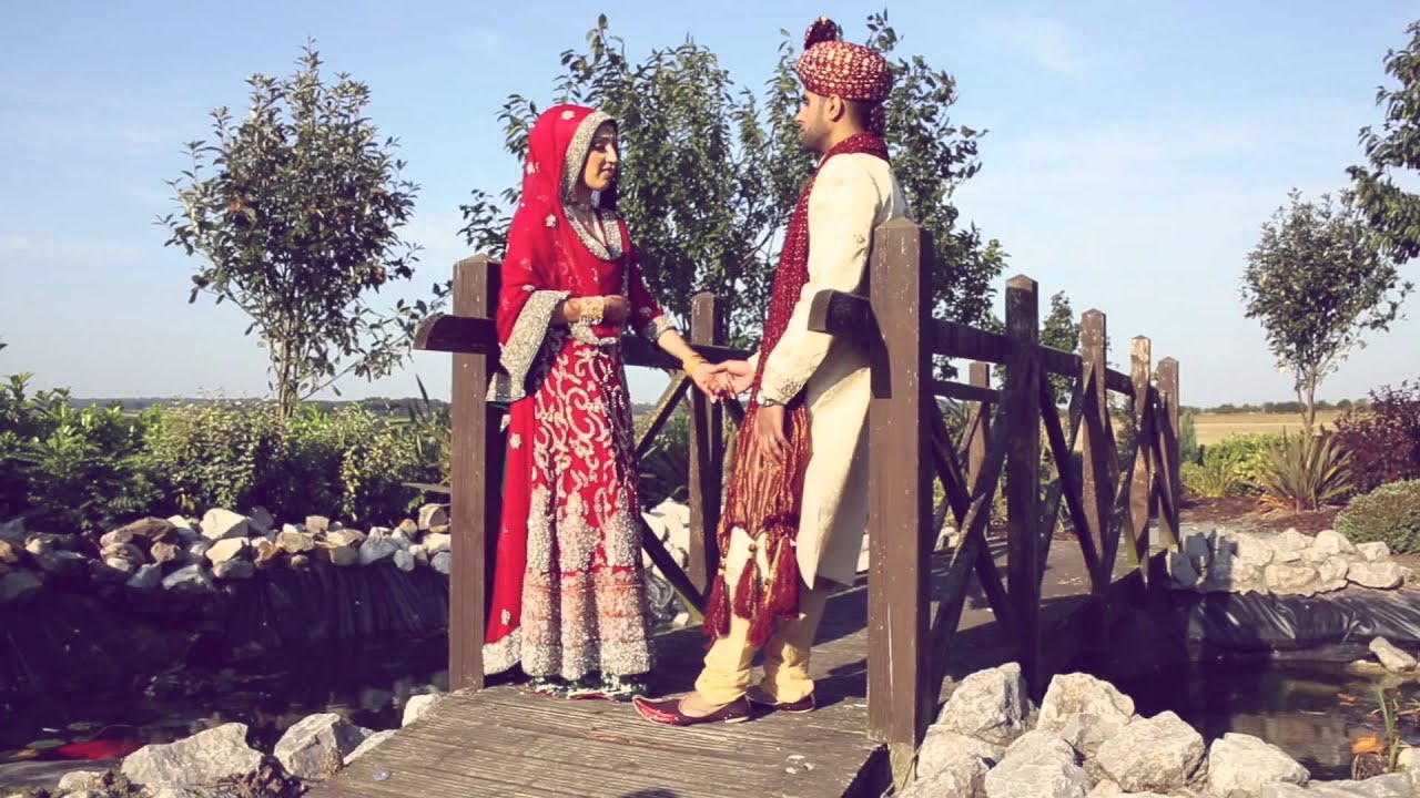 Asian Wedding | Wedding Couple Shoot at Goosedale Wedding Hall | eMBER VISUAL ARTS