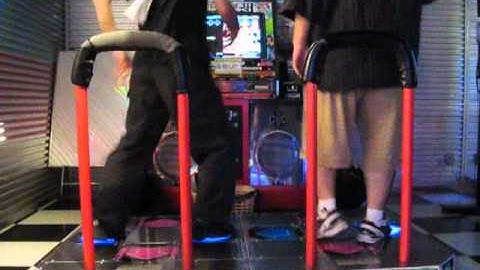 MAX 300 [ DDR X2 / TRANS / MAIU- / Single BEGINNER ] freestyle