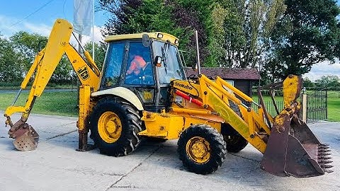 JCB 3CX 4WD PROJECT 8 BACKHOE *7887 HOURS* C/W MANUAL GEAR BOX