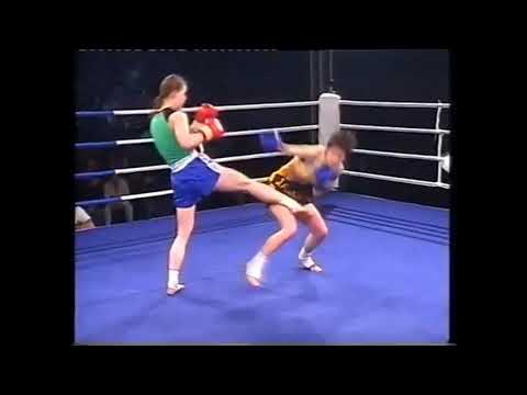 Bulgaria – Russia, professional kyokushin fights 2006: Monika Petrova vs. Elena Vorobyeva