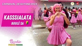 CARNAVAL DE GUYANE 2024 - KASSIALATA BOULÉ SA - DÉFILÉ À CAYENNE