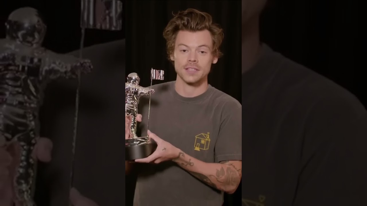 Harry Styles wins Album of the Year vma 2022 YouTube
