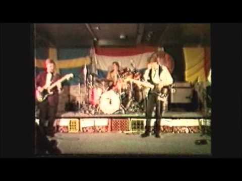 The Silver Strings - Ajoen Ajoen (live 1983)