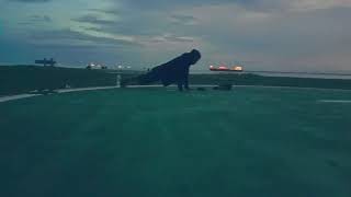 Prank Desahan Jantan Saat Push Up