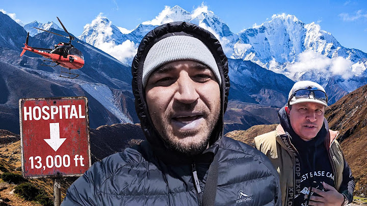 I Almost DIED On Mt Everest (EMERGENCY HELICOPTER)