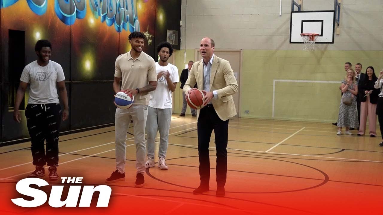 Prince William makes basketball shot alongside Tyrone Mings YouTube