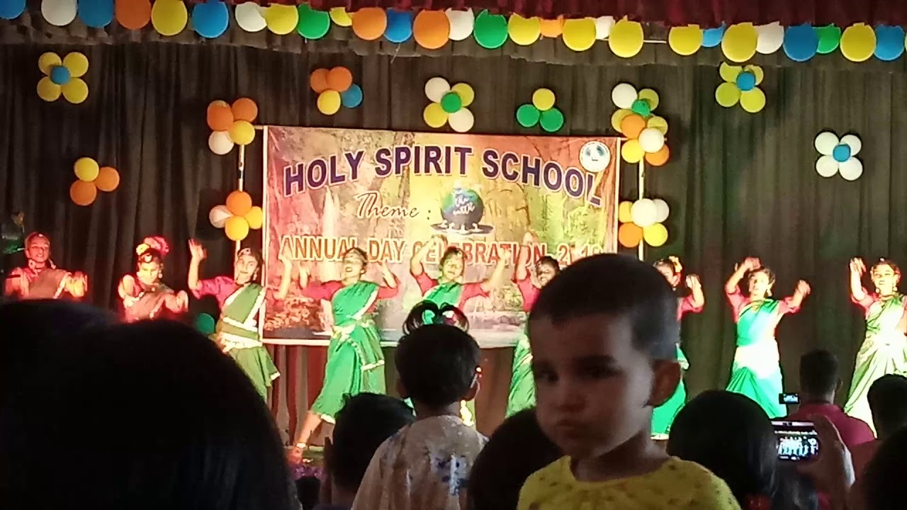 Bengali dance performance by school students - YouTube