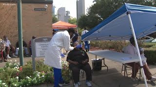 Rush for COVID-19 testing ahead of Thanksgiving holiday