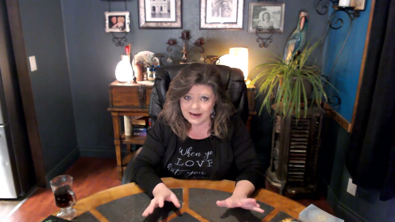 SAGITTARIUS IT'S PLAIN AND SIMPLE MANIPULATION KEEPING THIS PERSON BOUND! PURE ENVY OF YOU!