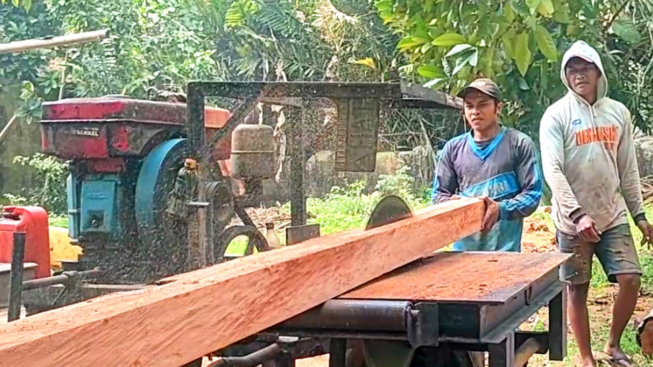 Dapat job yang memuaskan 