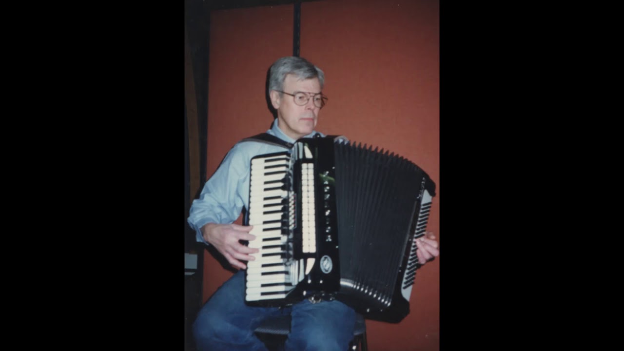 Sveinn Rúnar Björnsson Cocuette Polka - YouTube