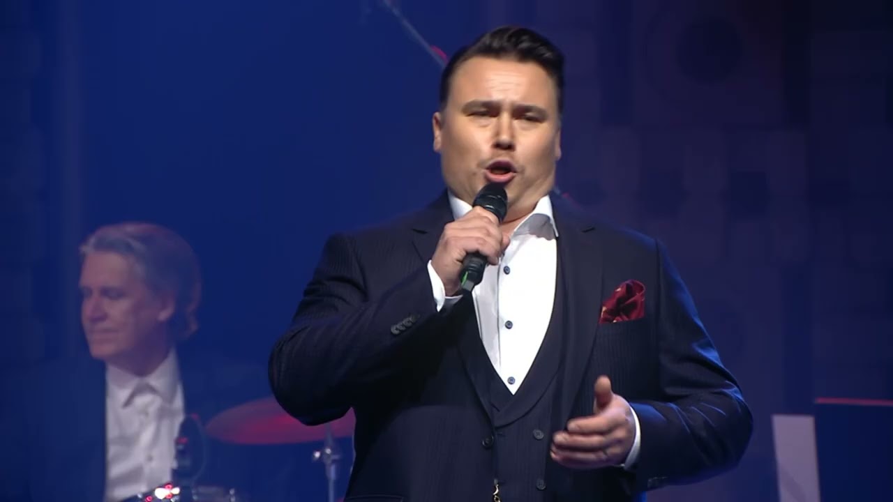 Mikko Kilkkinen - Soittakaa lujempaa LIVE