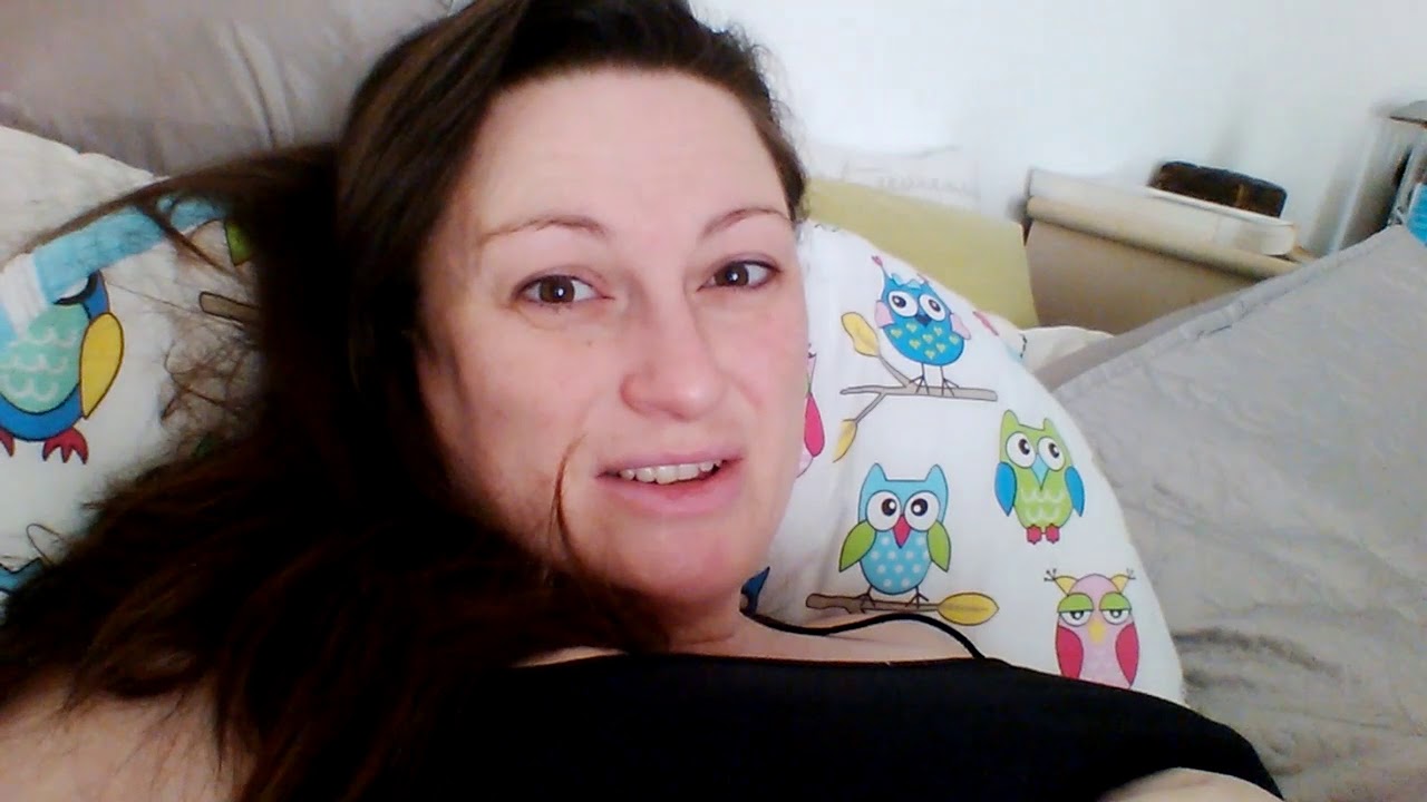 Getting My Pregnant Belly To Kick But Think She s Camera Shy YouTube