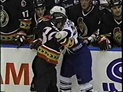 Shane Hnidy vs Shayne Corson - Nov 25, 2000 - YouTube