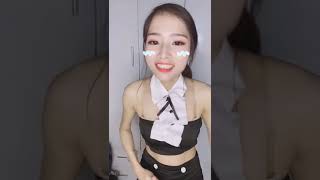 Gái Xinh 2K1 Lộ Hàng Trên Live Cực Nóng Mắt - Không Xem Hơi Phí