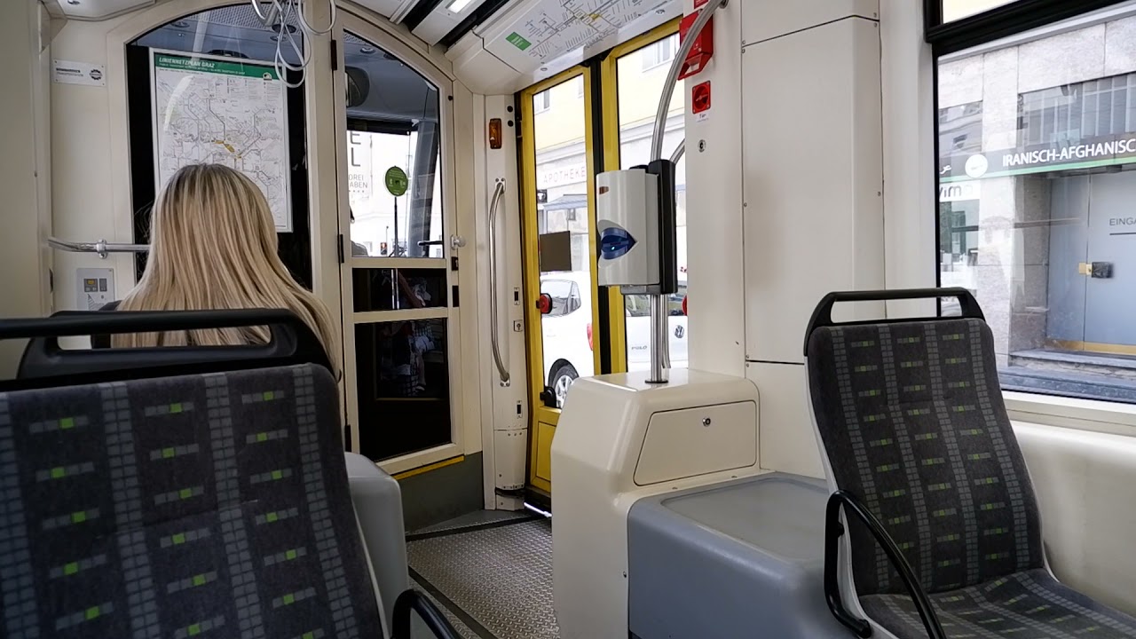 Eine Fahrt mit der alten Straßenbahn durch Graz