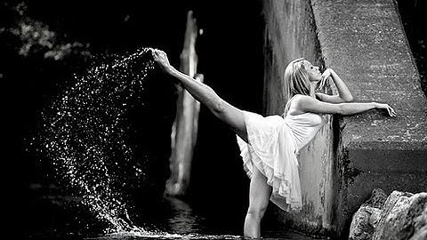 move precision in movement die Bewegung um Genauigkeit  動きの美しさ