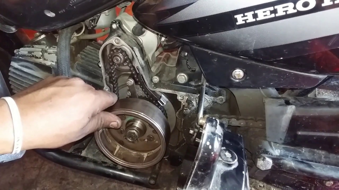 Porque mi moto tira aceite por el filtro de aire
