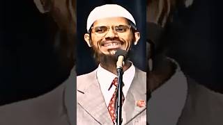 Top Muslim Debater SHUT DOWN in Seconds