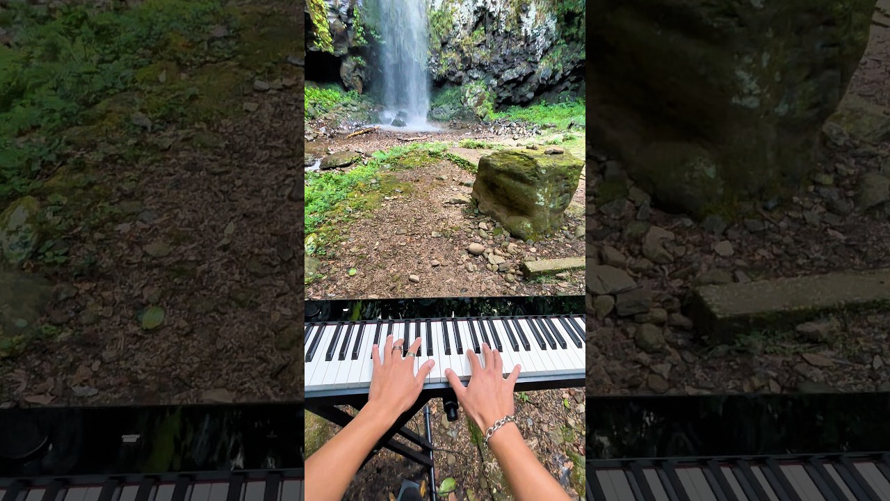 滝の前で、オリジナル曲「秋風」を弾きました！　#ピアノ #piano #自然 #鳥取 #滝