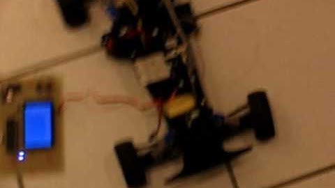 RC Car Servo controlled by Mikrocontroller