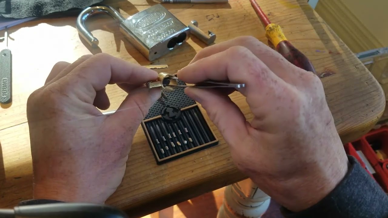 Abus 75/50 pick and 356 Pick&Gut