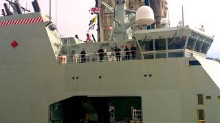 HMCS WILLIAM HALL arrives in LONDON | Canadian Navy