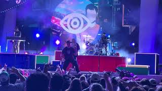 ALL TIME LOW Performs SLEEPWALKING Written During Pandemic at BayCare Sound Clearwater 11/15/2025