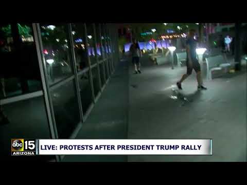 RAW VIDEO: POLICE PEPPER SPRAY FIGHTING PROTESTORS Outside Trump Phoenix Rally