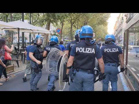 Video: La 58enne Sviridova Ha Detto Che Continuerà A Pubblicare Foto Senza Ritocchi