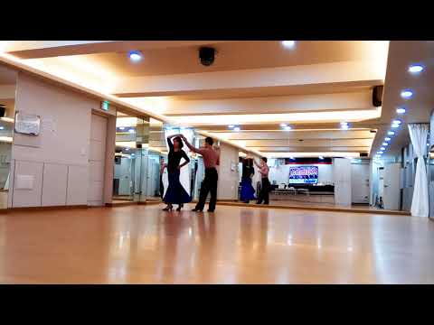 13종목 (사교-<strong>라틴</strong>-모던)  댄스파티장을 다니려면  보편 대중적 스타일 룸바(RUMBA)를 섭렵