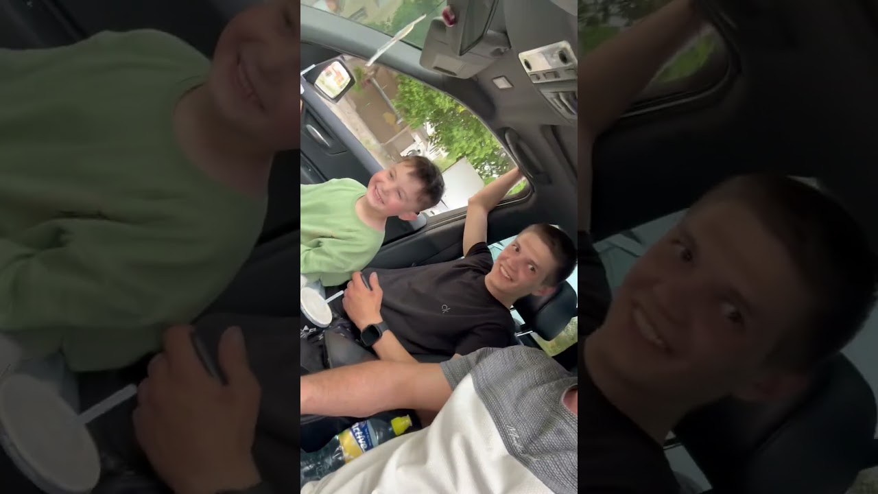 Адам любить. BMW 