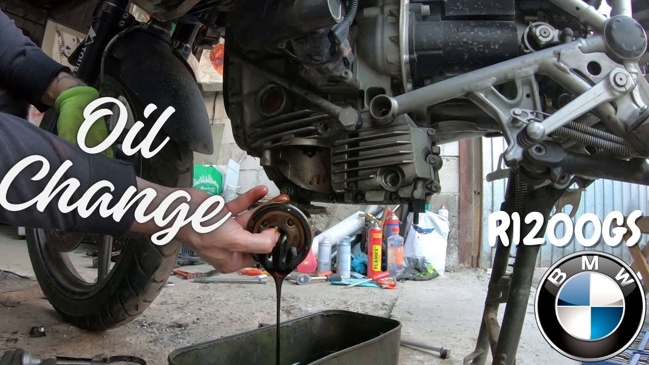 BMW R1200GS Oil change , Ölwechsel , Changement d'huile , Cambio olio