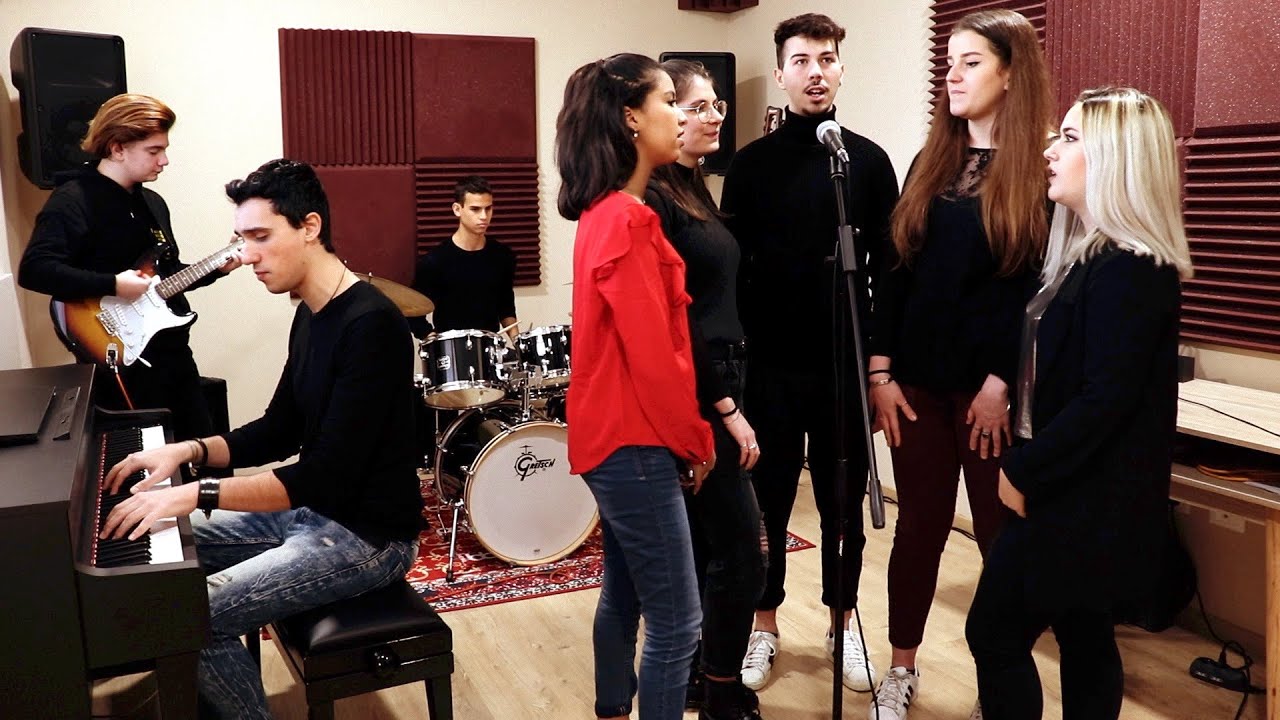 Esseri umani - Marco Mengoni (Istituto Medici Prod.)