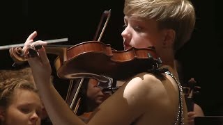 Video thumbnail of "Vivaldi – Summer Violin Concerto, Ospedale della Pietà, Agnieszka Uscinska & Andrzej Kucybała"