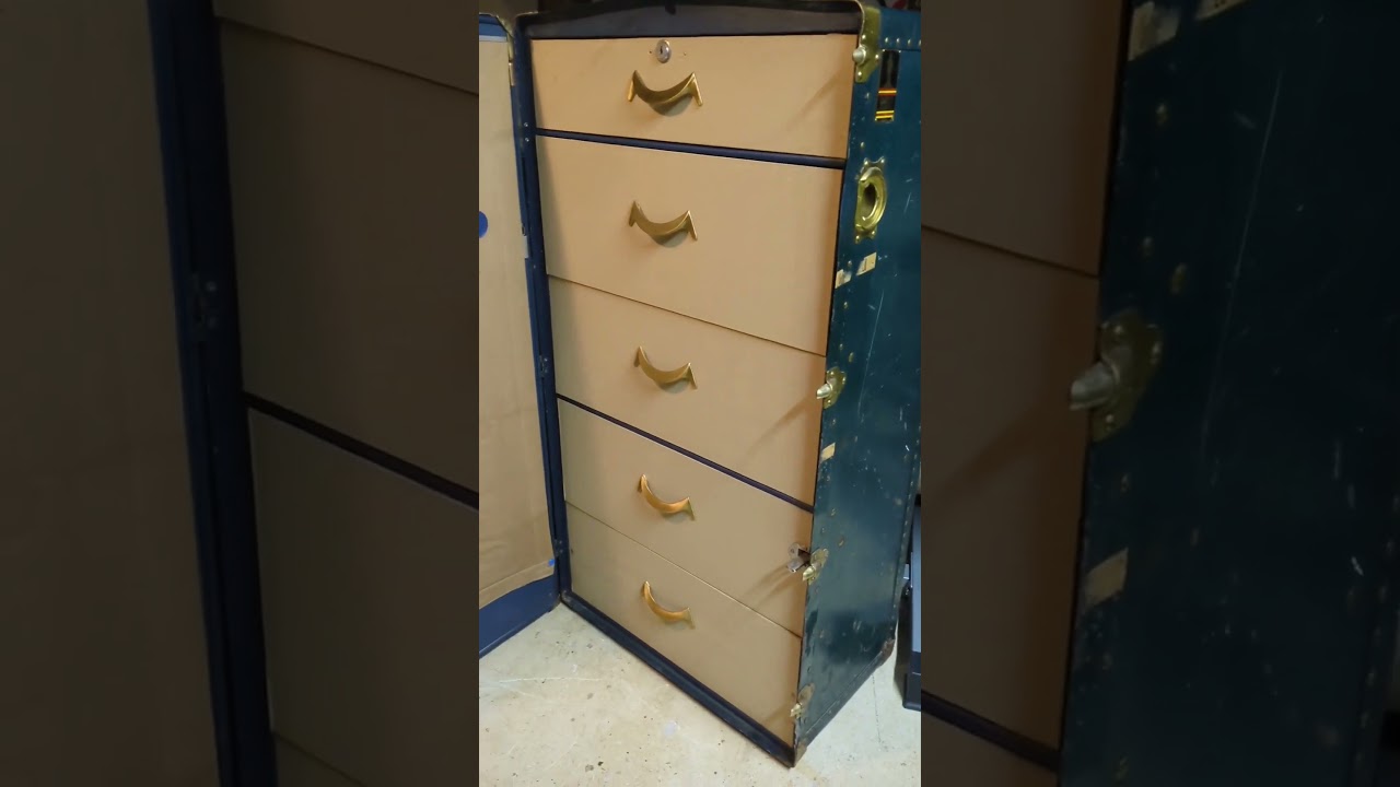 Opening up a 1920s steamer trunk by OshKosh Trunks and Luggage. #antique #vintage